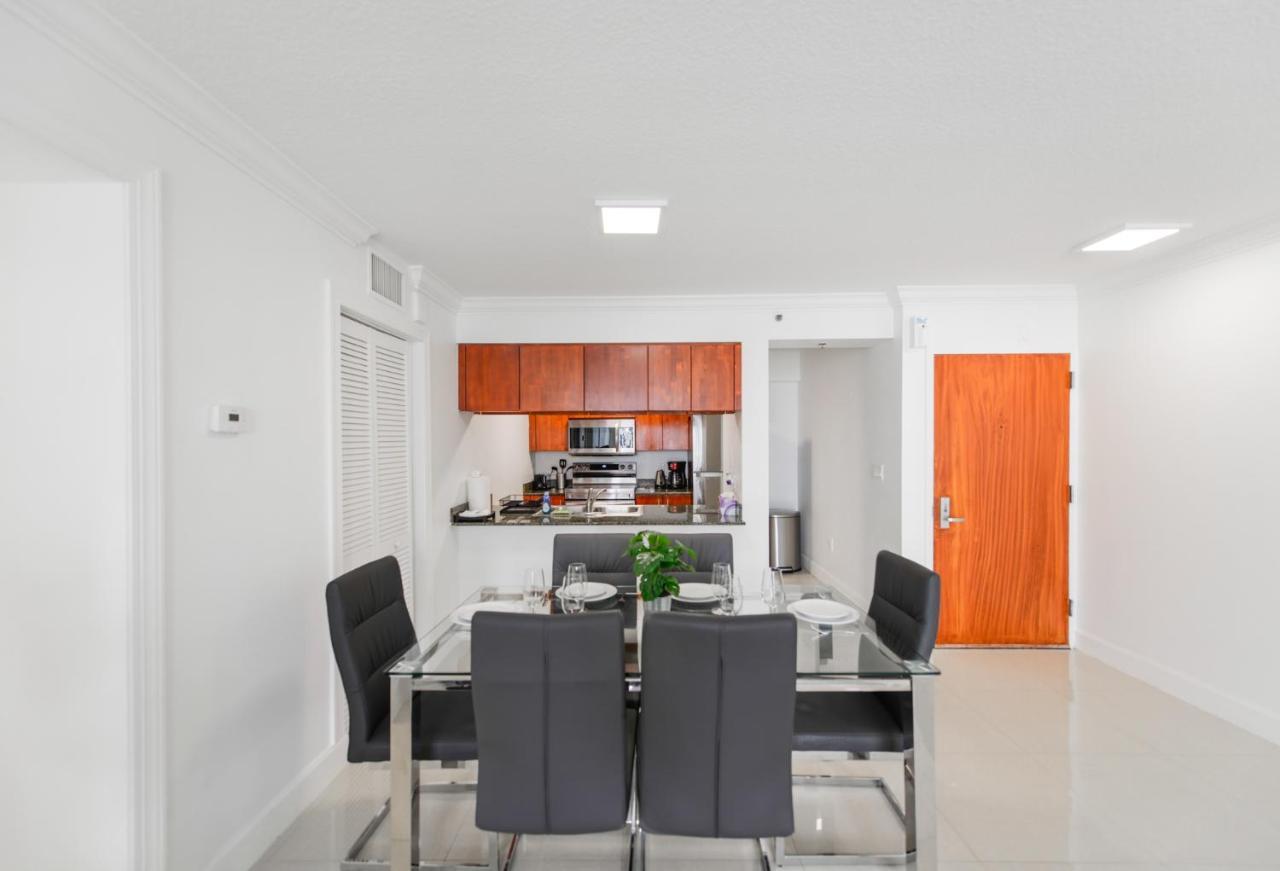 Gorgeous Apartment In Brickell Miami Bagian luar foto